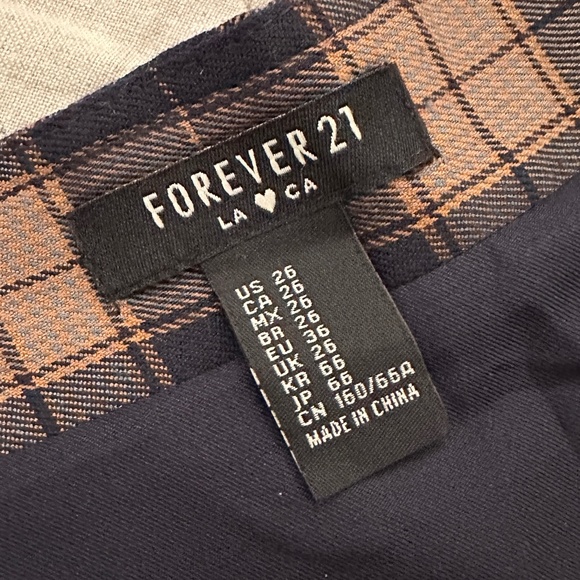 FOREVER 21 Brown Navy Blue Drop-Waist Pleated Plaid Mini Skirt - Picture 2 of 4